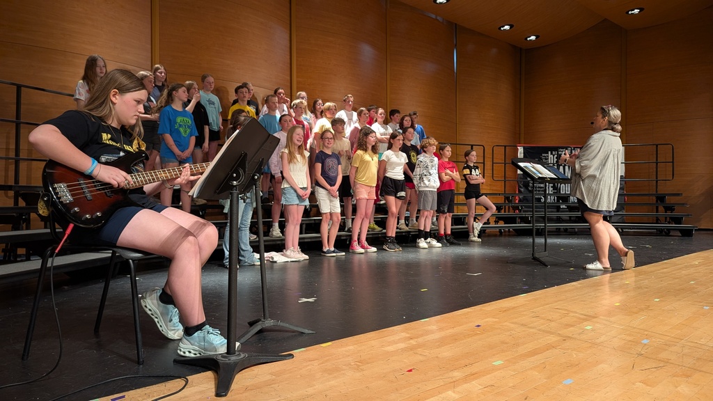 6th grade choir performing