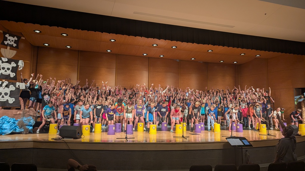 CDIS 4th and 5th graders performing "Pirates"