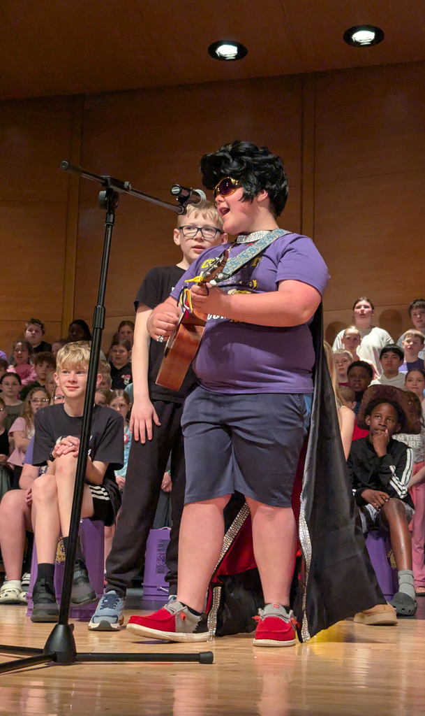 CDIS 4th and 5th graders performing "Pirates"