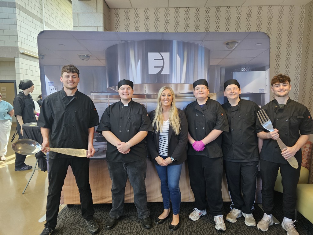 Ms. Sullivan and culinary students at SCC Culinary Showcase