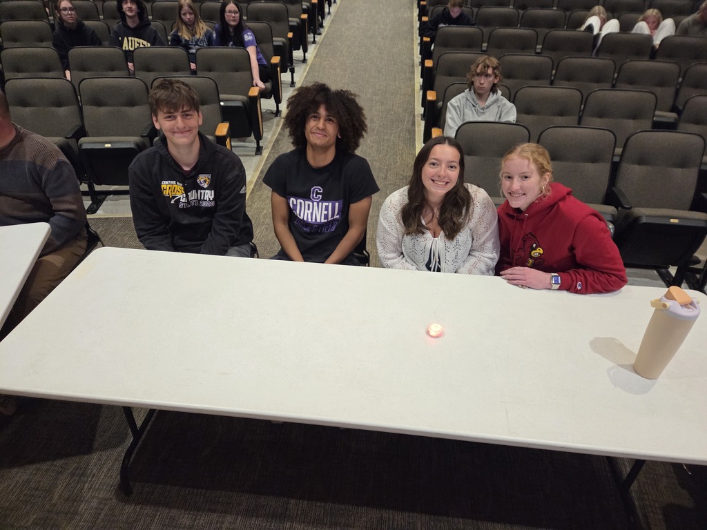 SENIOR TEAM (CHAMPIONS!) Anne Prosise, Sophie House, Alex Brown, Aiden Costas