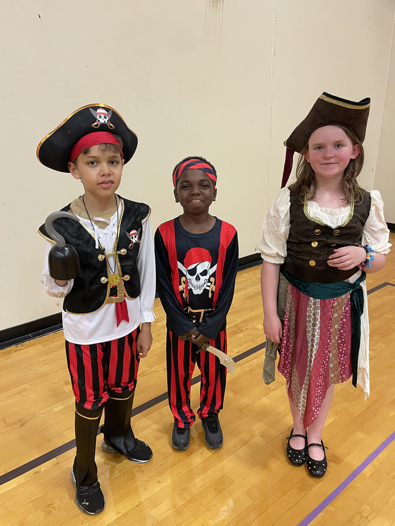 Students dressed as pirates