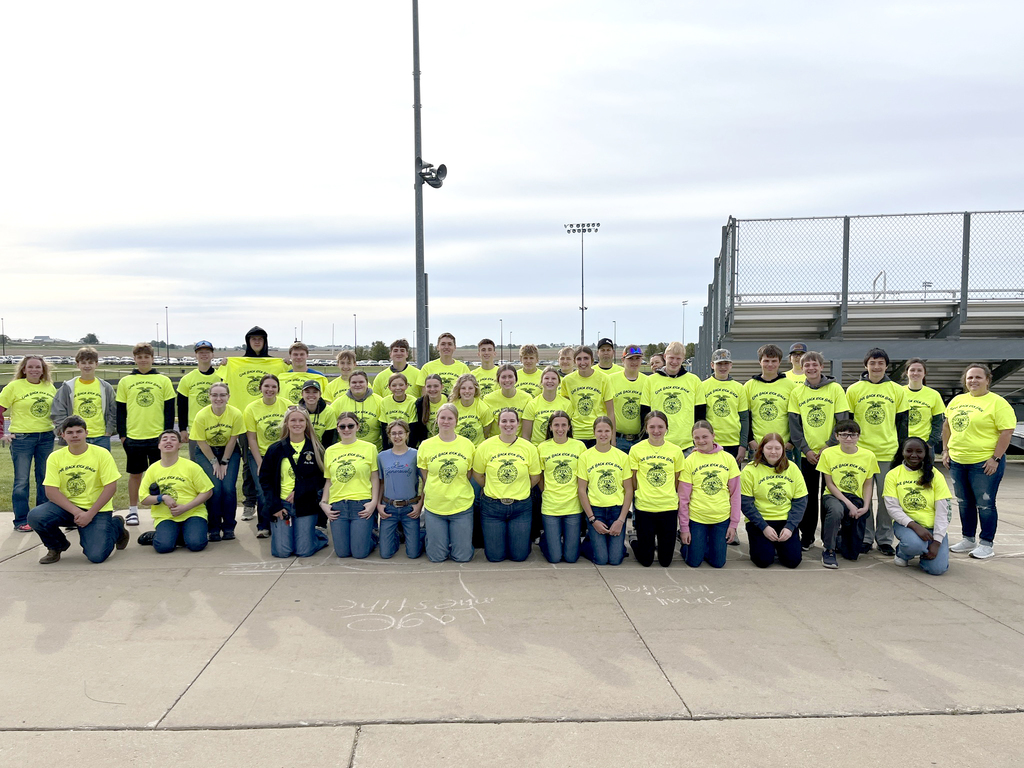 FFA students and volunteers on Give Back, Kick Back Day