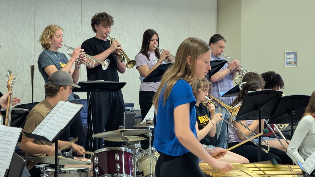 Swingin' Sabers Jazz Band performing at Ekstrand