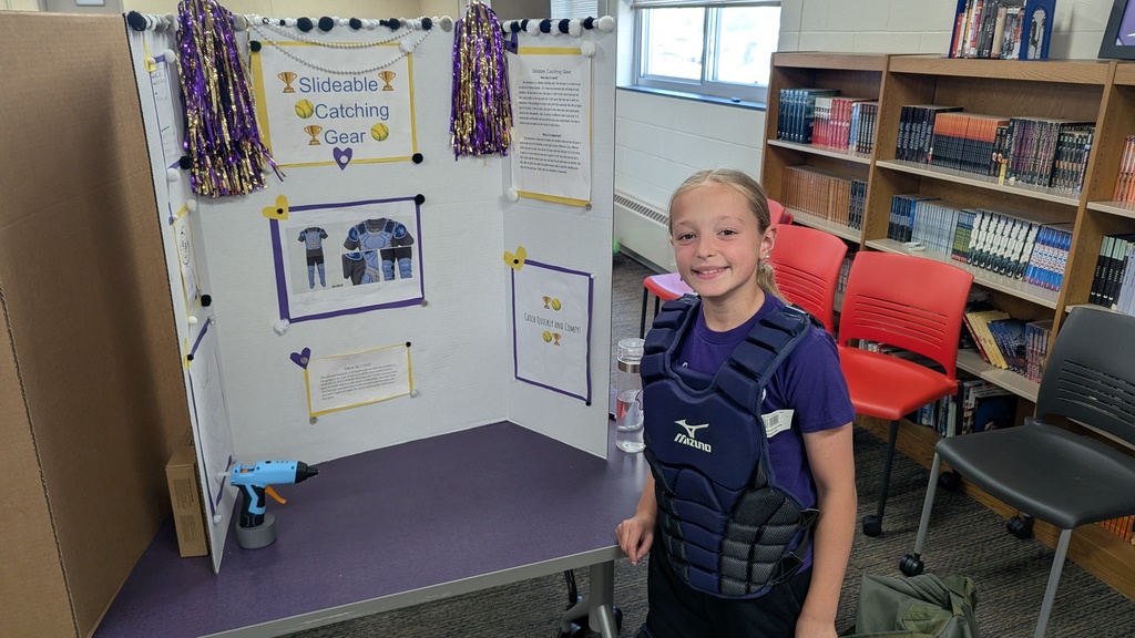 4th graders presenting their inventions at the Invention Convention