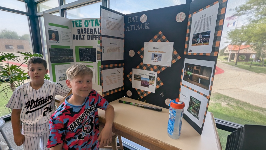 4th graders presenting their inventions at the Invention Convention