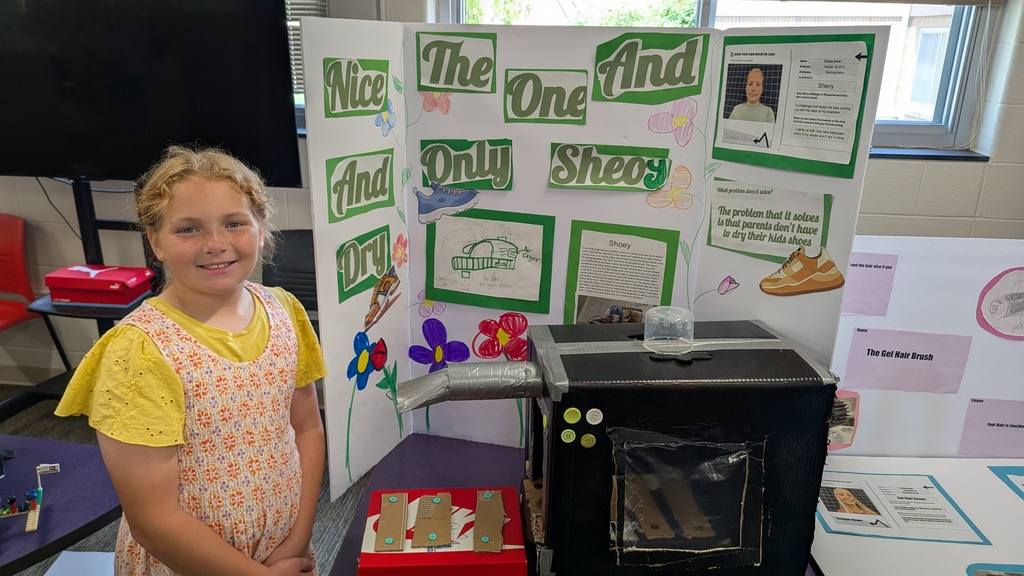 4th graders presenting their inventions at the Invention Convention