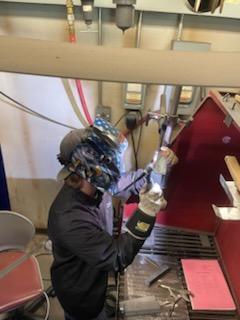 Students competing at the EICC Weld Competition