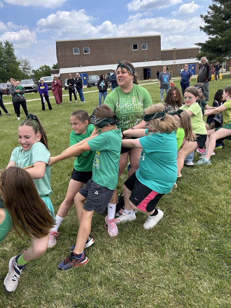 Third grade playing tug-o-war