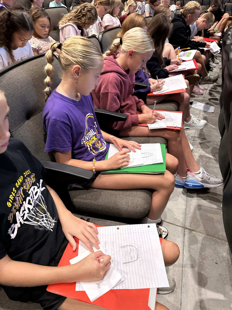 5th grade students creating their own zines during a virtual author visit with Yangsook Choi