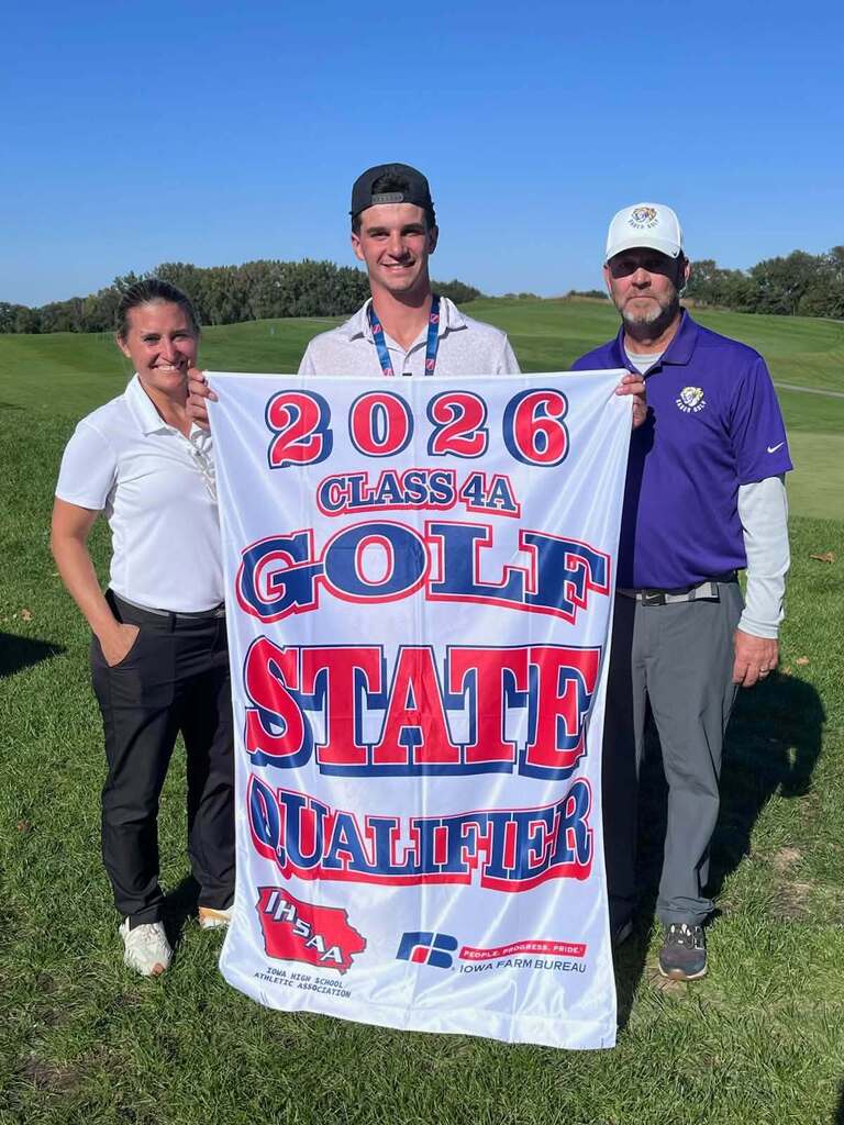 Coach Jen Froeschle, Dawson Petsche and Coach Troy Steffens