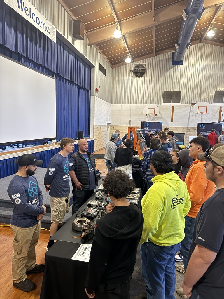 Students attending a manufacturing event at Arconic Learning Center