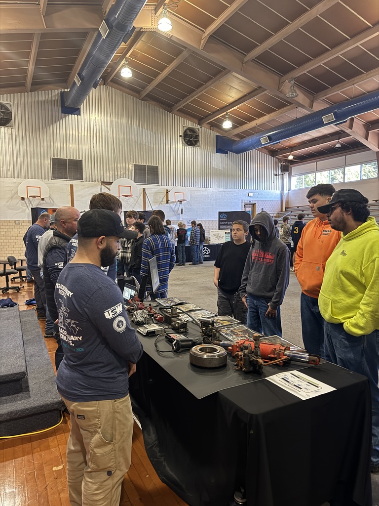 Students attending a manufacturing event at Arconic Learning Center