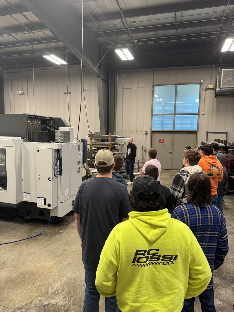 Students attending a manufacturing event at Arconic Learning Center