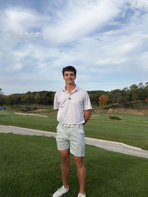 Dawson Petsche at Boys State Golf Tournament