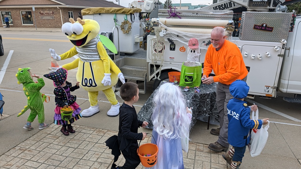 Preschoolers trick or treating downtown