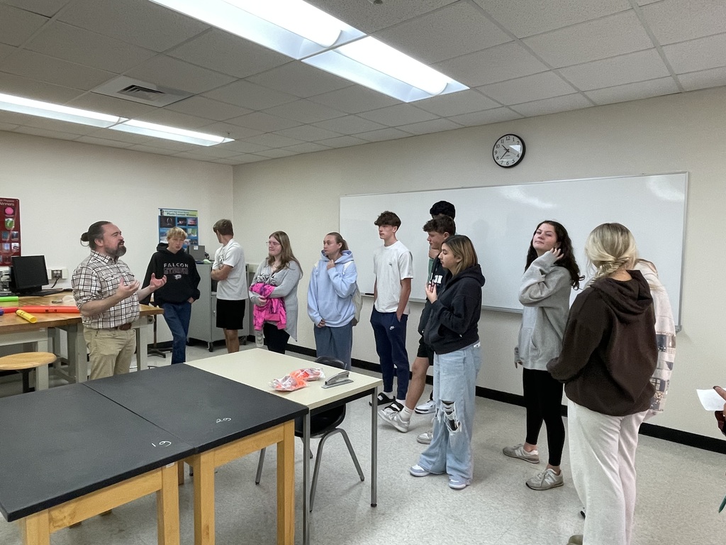 Students with a Gateway instructor