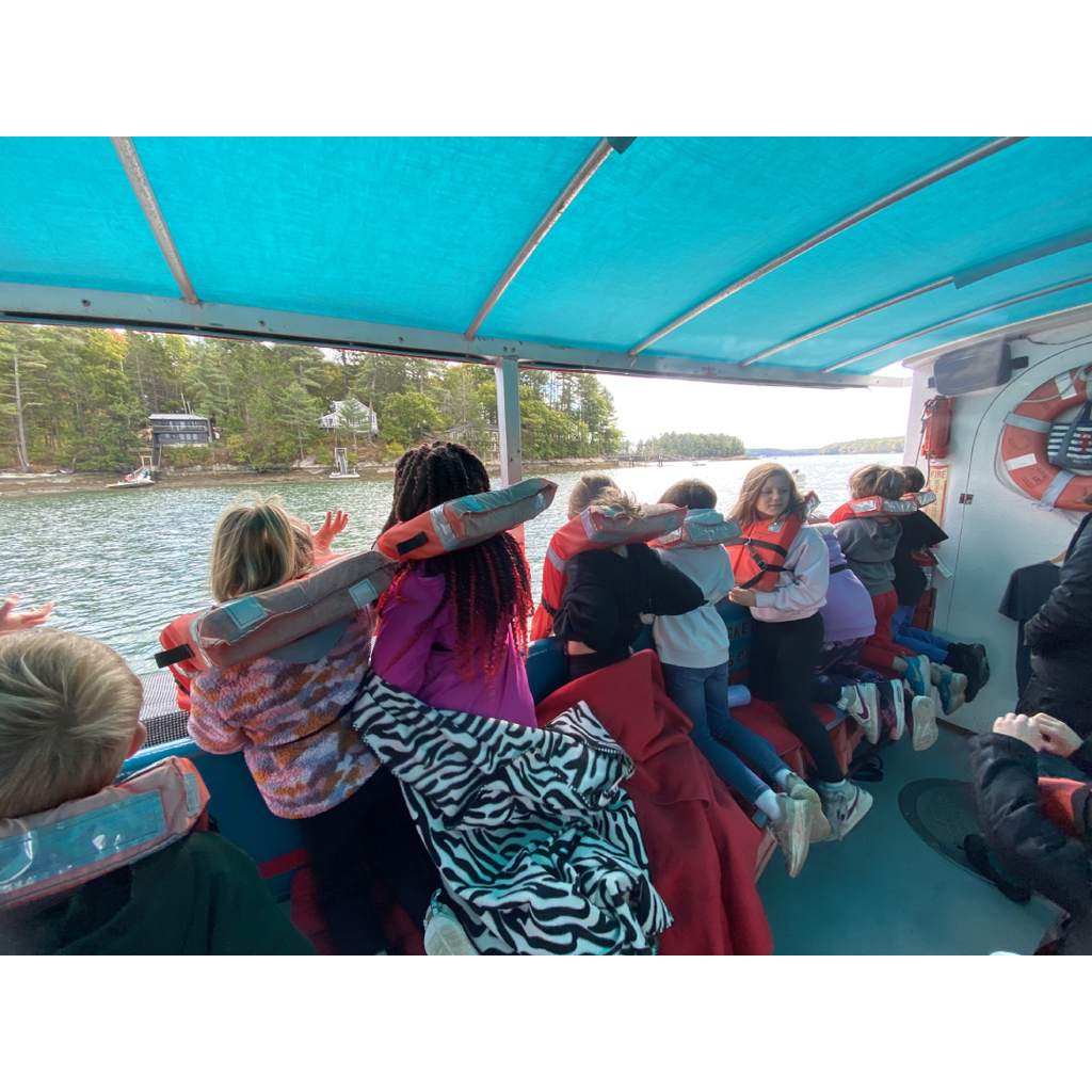 3rd graders on the Damariscotta River Tripper