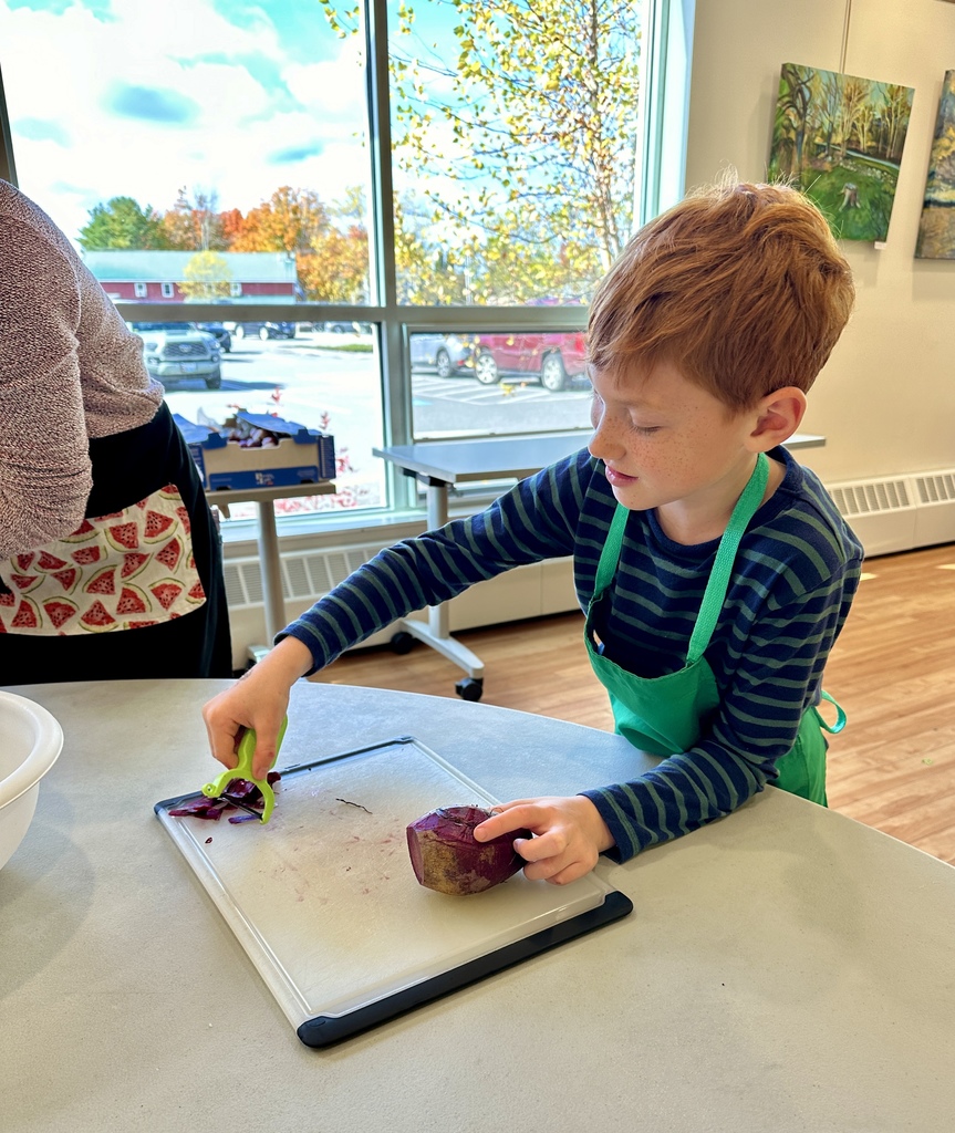 Mrs. Flewelling’s Class at FARMs Kitchen at the Y!