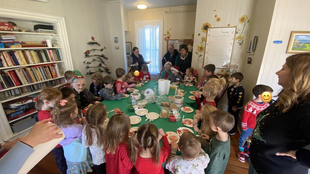 Holiday fun at Round Pond Green