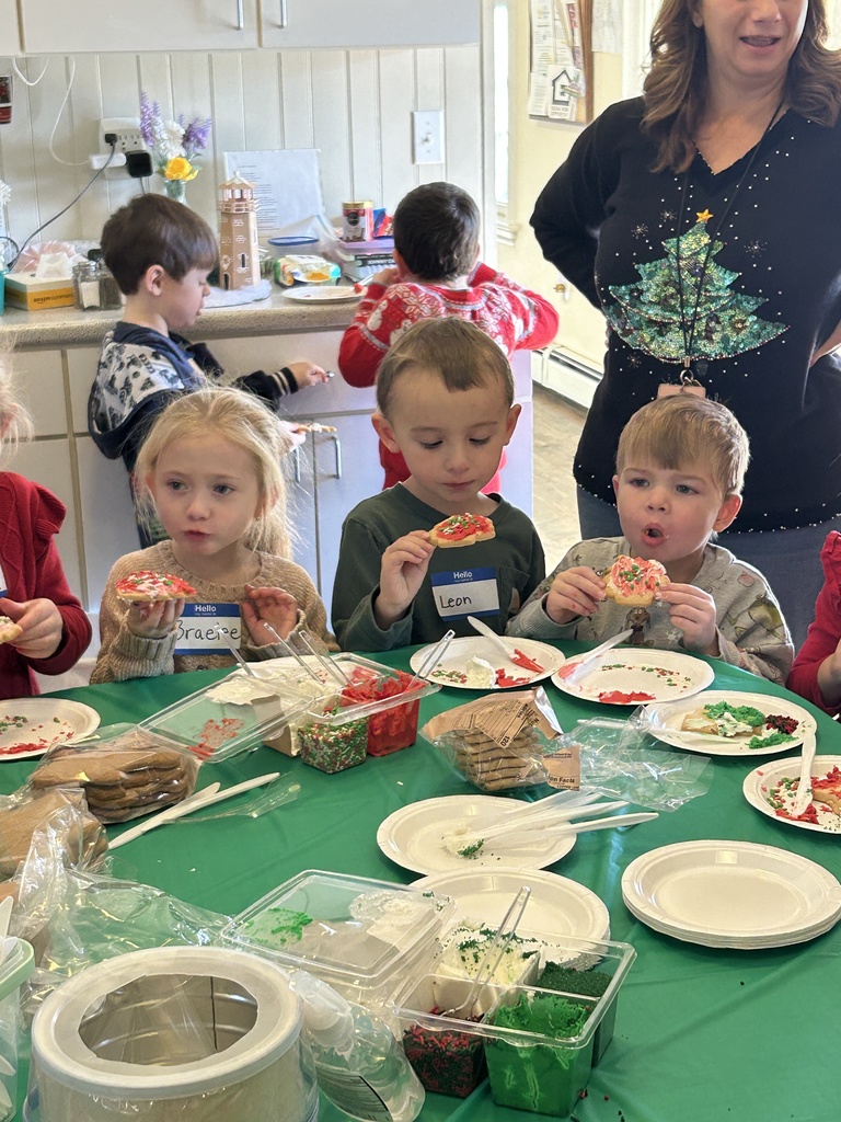 Holiday fun at Round Pond Green