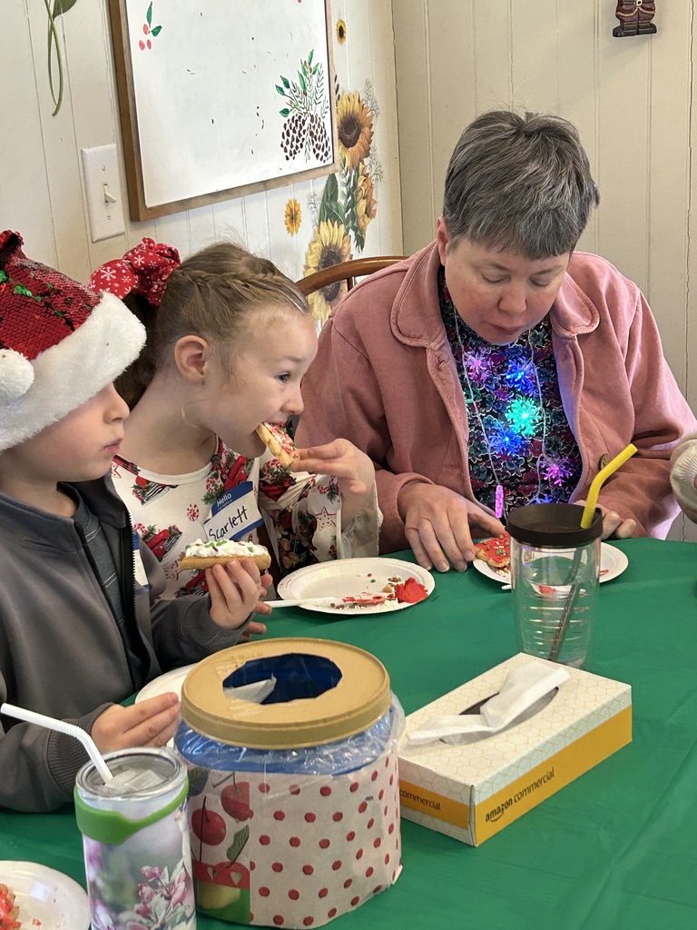 Holiday fun at Round Pond Green