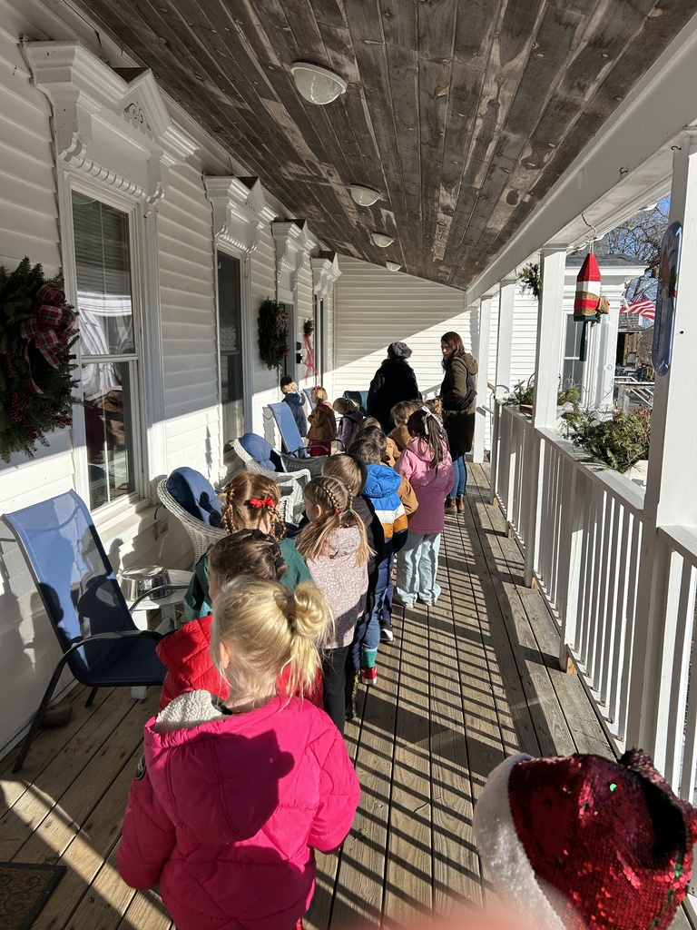 Holiday fun at Round Pond Green