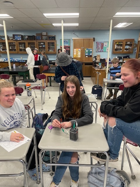 8th grade - Electromagnet fun