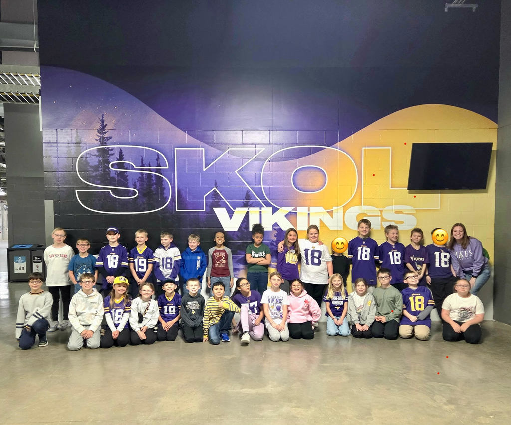 third graders at vikings field trip