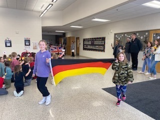 elementary students create opening ceremony for literacy night and read a thon