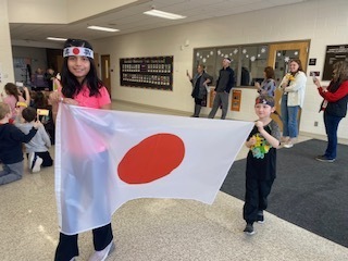 elementary students create opening ceremony for literacy night and read a thon