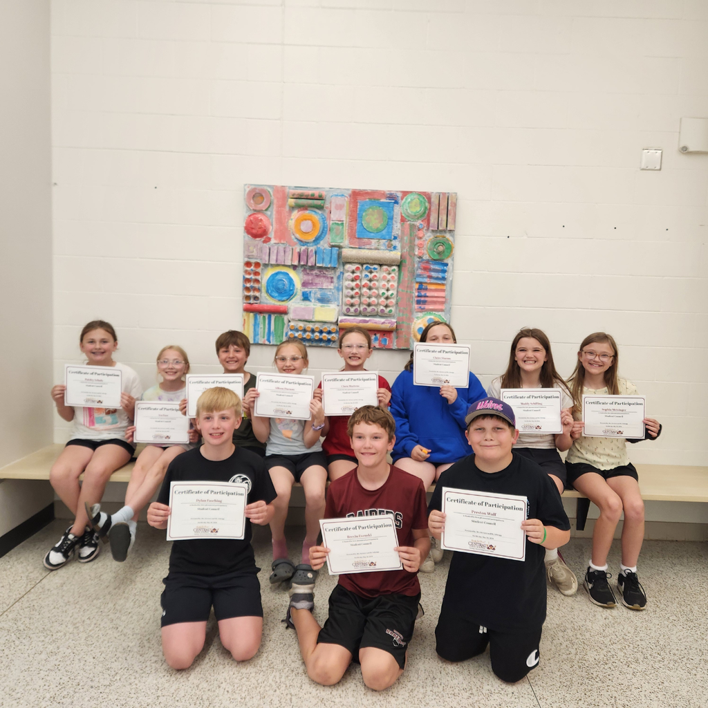 elementary students with awards