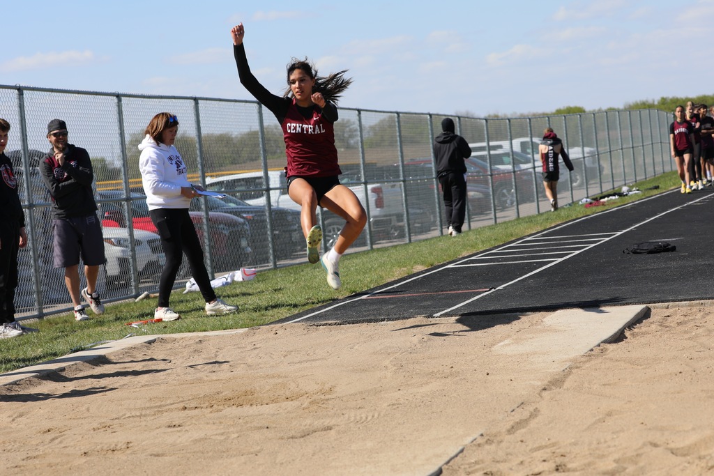 girls track long jump