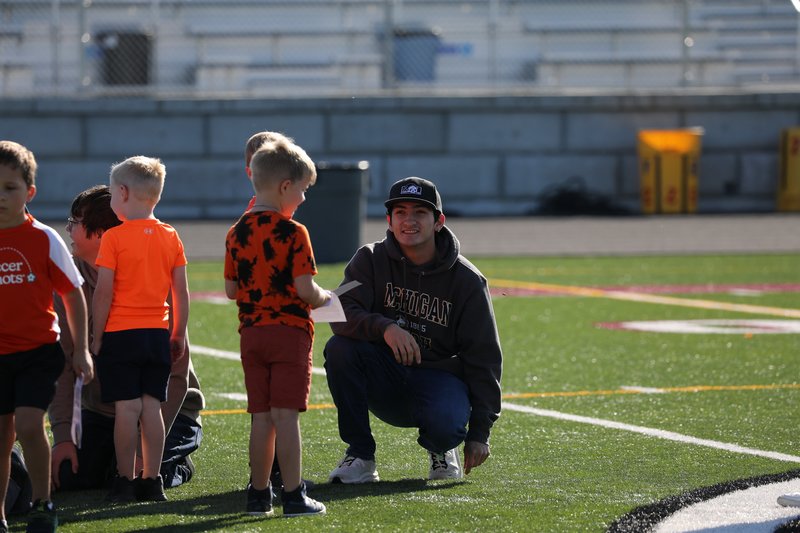 kindergartners and seniors