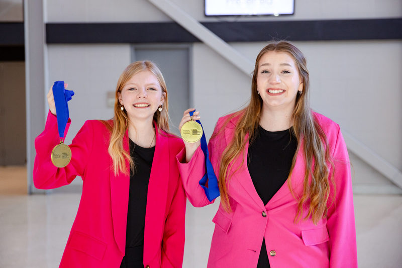 1st place in Small Business Management Team (S) was (L-R) Jacklyn Barrett, Mannford; Aleera McDonald, Mannford.