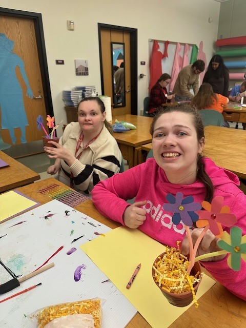 Students from Mr. Organ, Mrs. Schnake, Ms. Witges, and Mrs. Shipley’s classes have had a great time doing art activities together this week!❤️