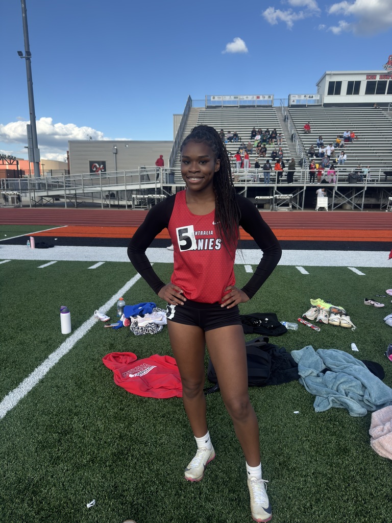 A’dariyah Dabney - 300m hurdles and 100m hurdles