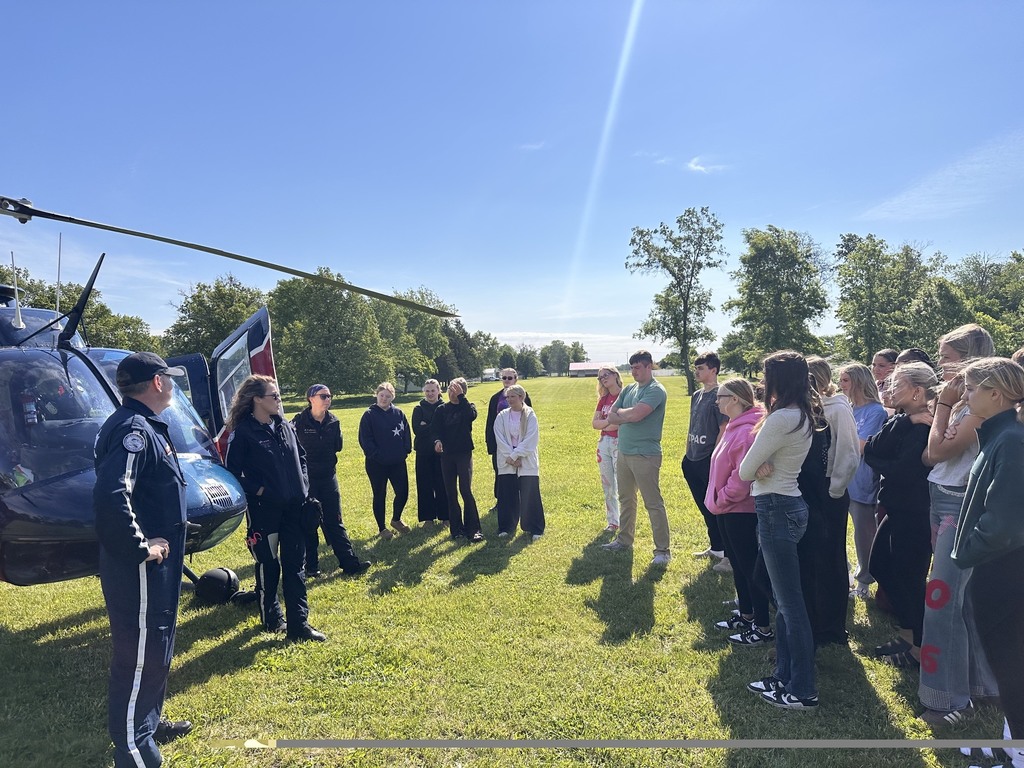 Thank you to AirEvac out of Mt. Vernon for spending their morning with Mrs Bousman’s Health Occ students and telling them about all the exciting careers in flight nursing and paramedics. 