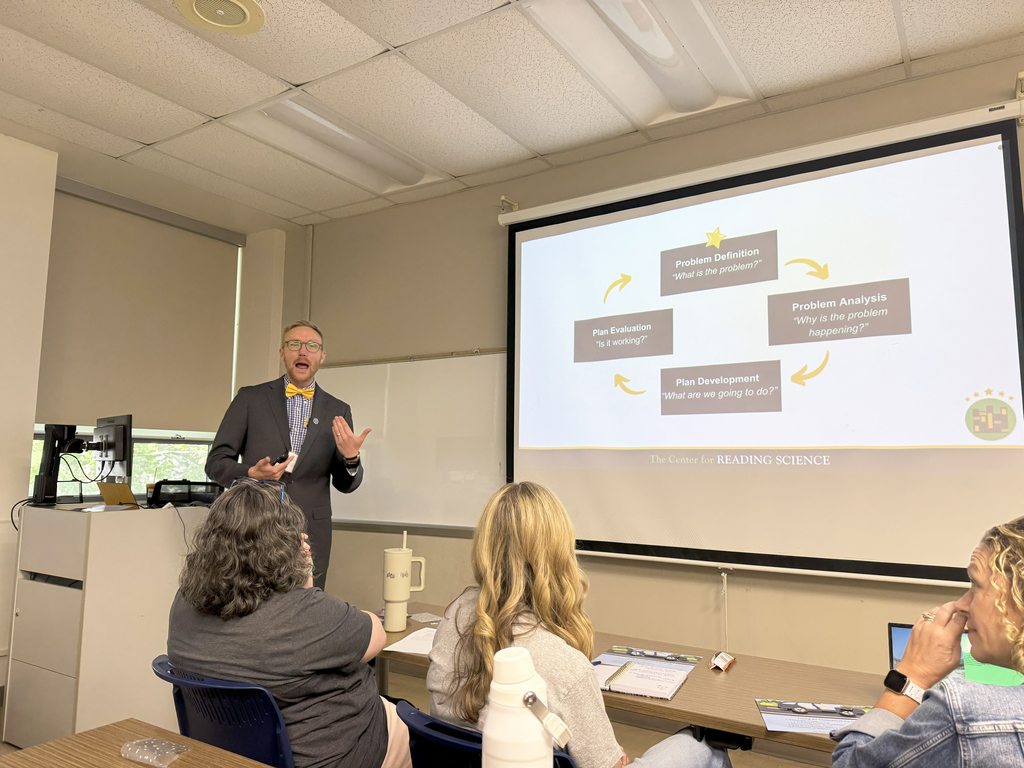 CESA 3's Jim Addison presenting at Literacy Conference