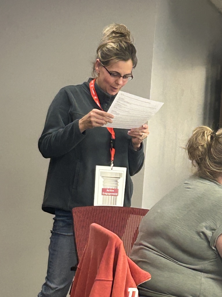 Elementary teacher networking small group work at CESA 8.