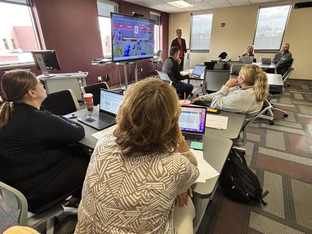 A large group listens to a presentation at NWTC.