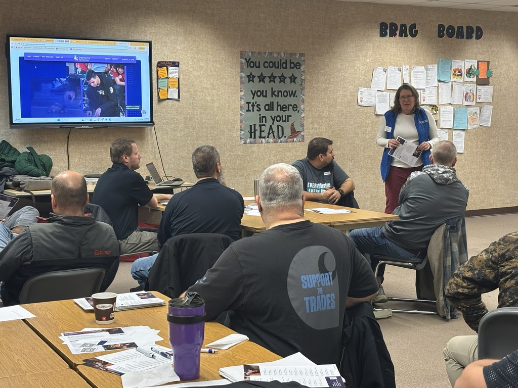 Technical education meeting as a group.