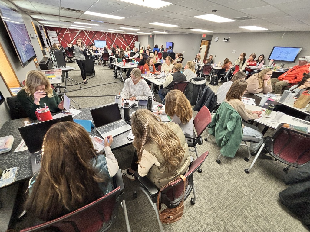 CESA 8 Staff engaged in conversations about Arbinger Training.