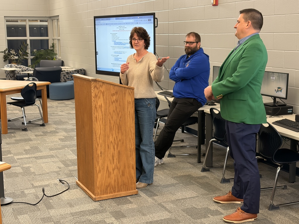 Lena staff presenting to a group