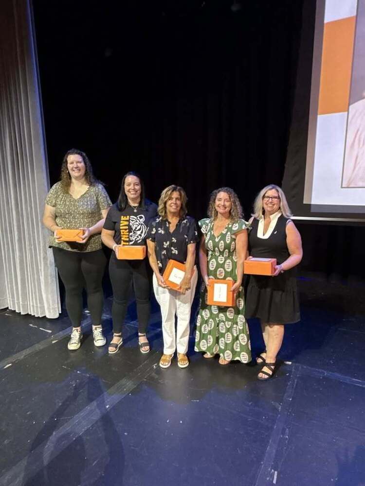 service award winers