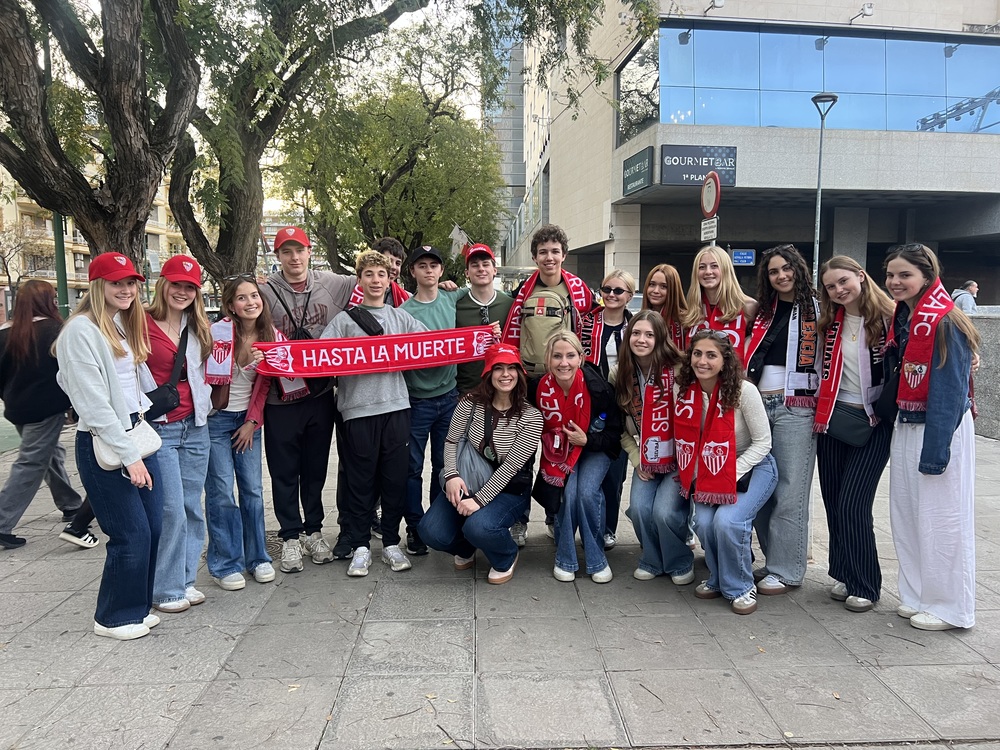 Chagrin Falls High School Students Immerse in Spanish Culture During Time Abroad