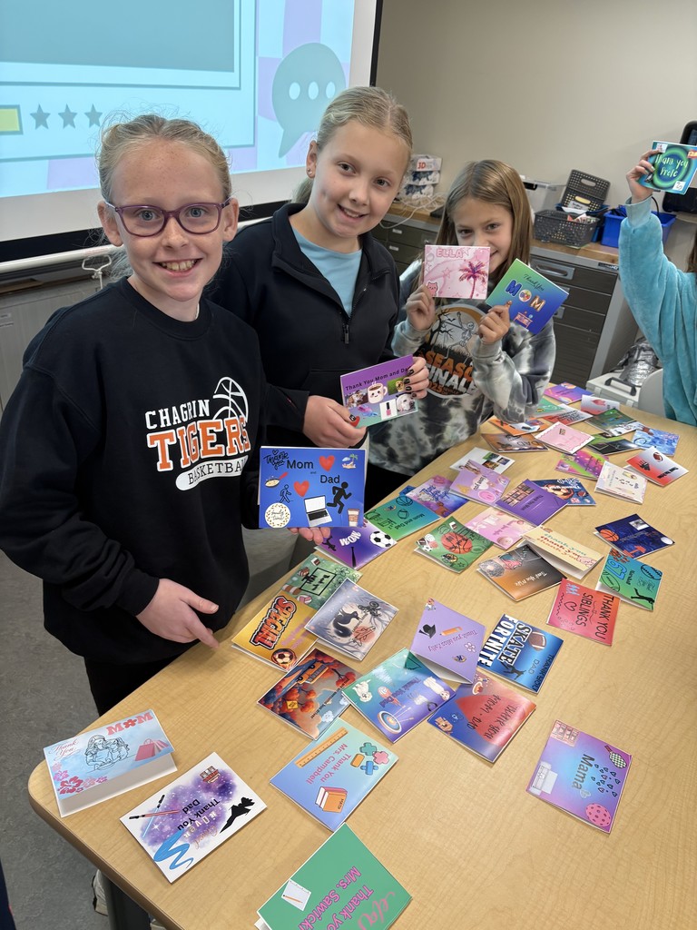 Innovation students writing thank you cards to those who help them.