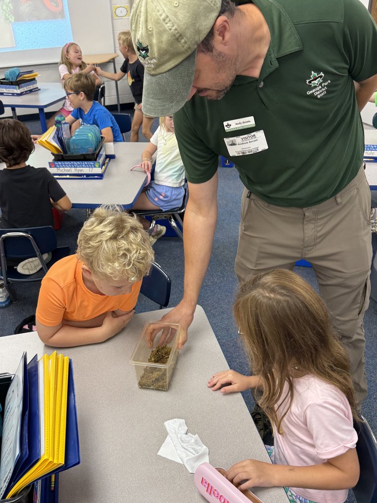 Geauga Park Naturalist visit to 1st grade