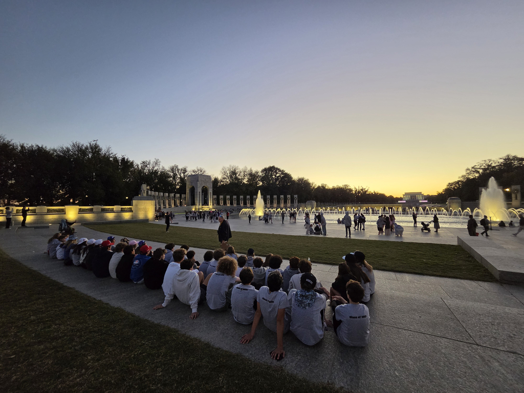 8th grade class in DC