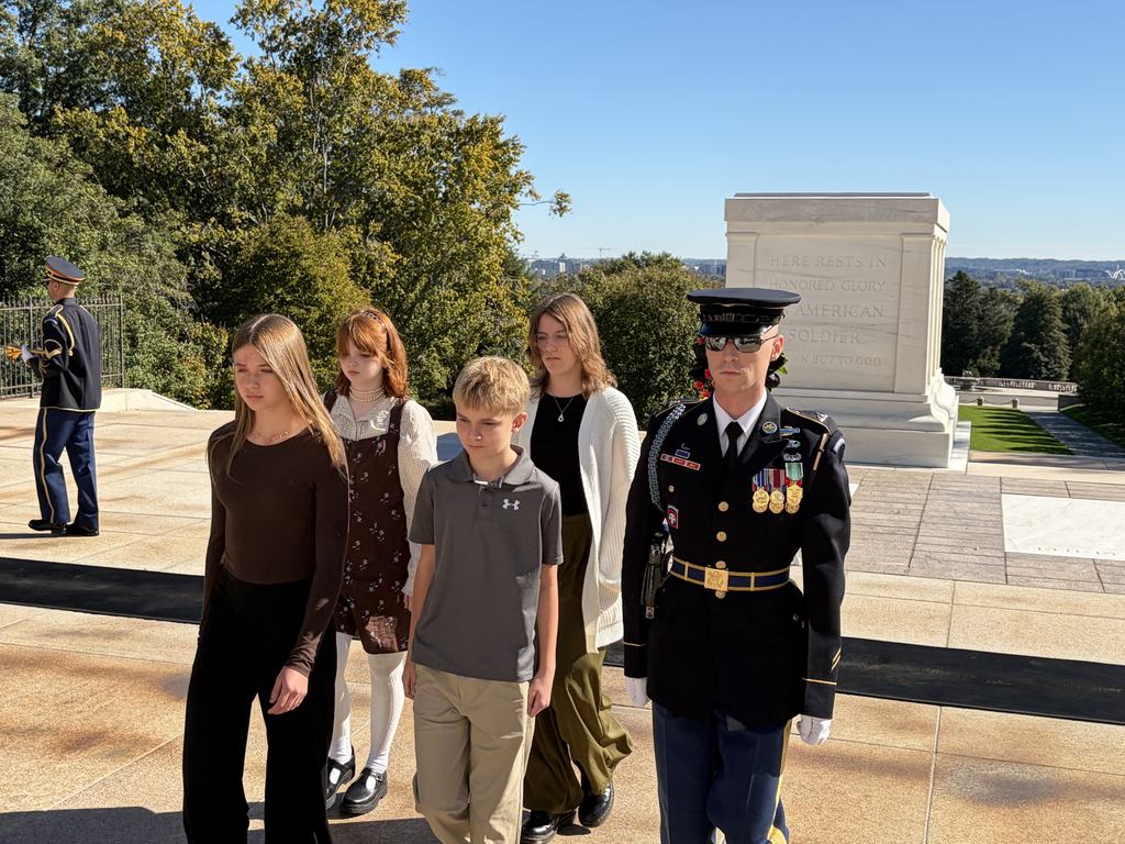 8th grade class in DC